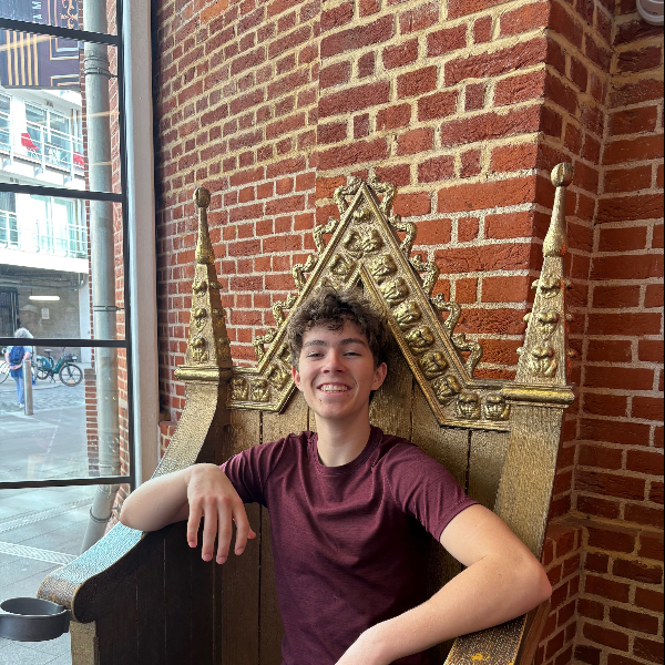 Milo Gavin