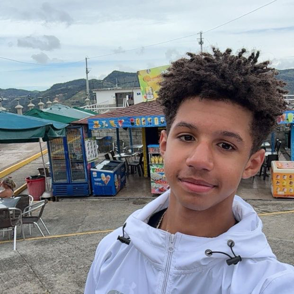 Isaiah Lewis