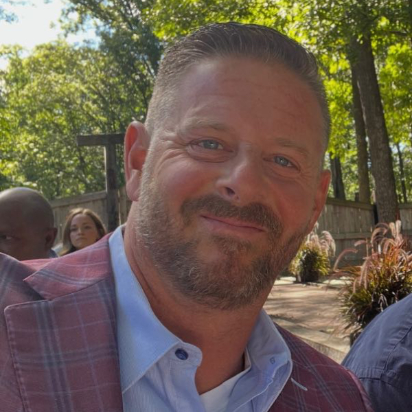 Erik Holt