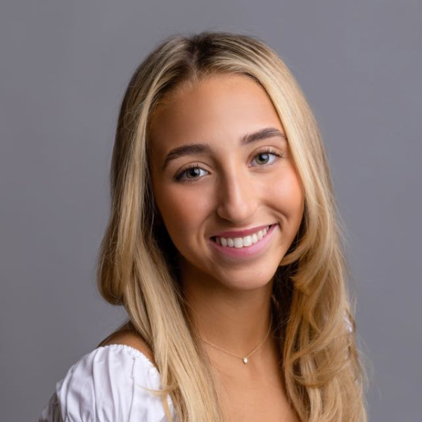 Julia Saad