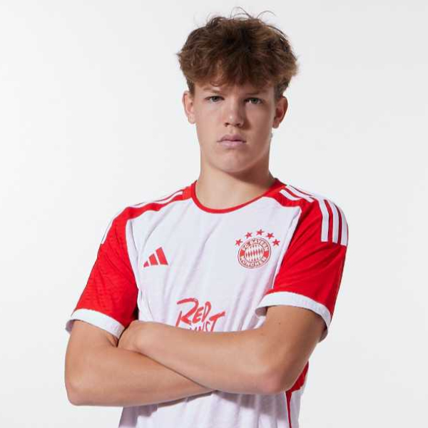 Jakob_Hollon