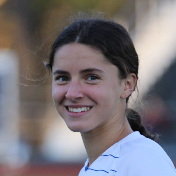 Ellie_Lesser