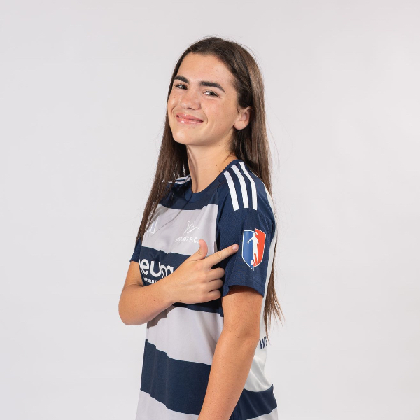 Emma_Nelson