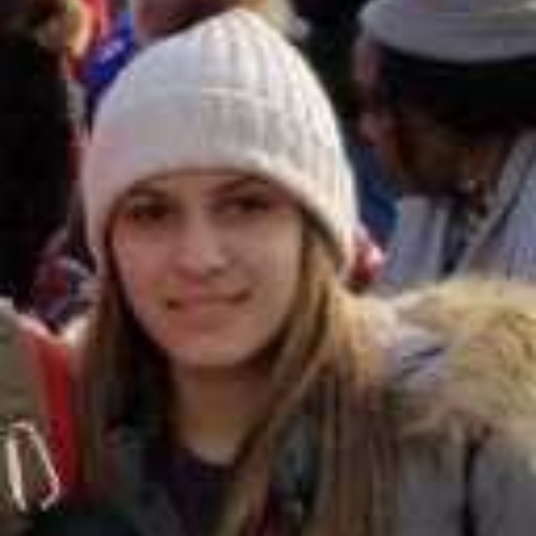 Gabby Colona