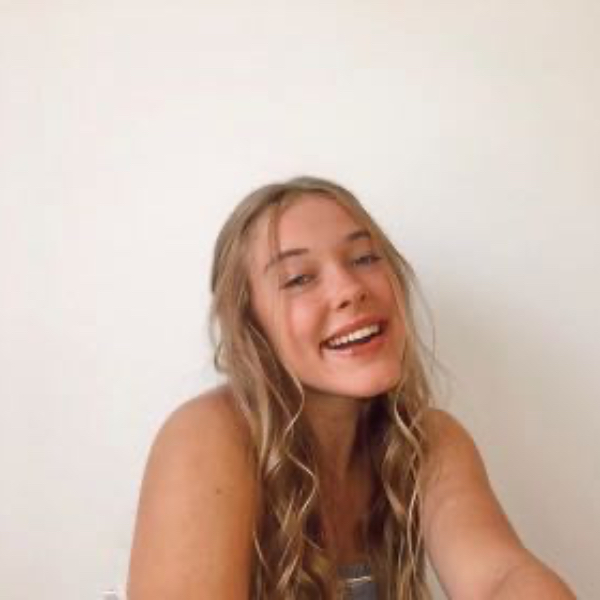 Anneke Holm