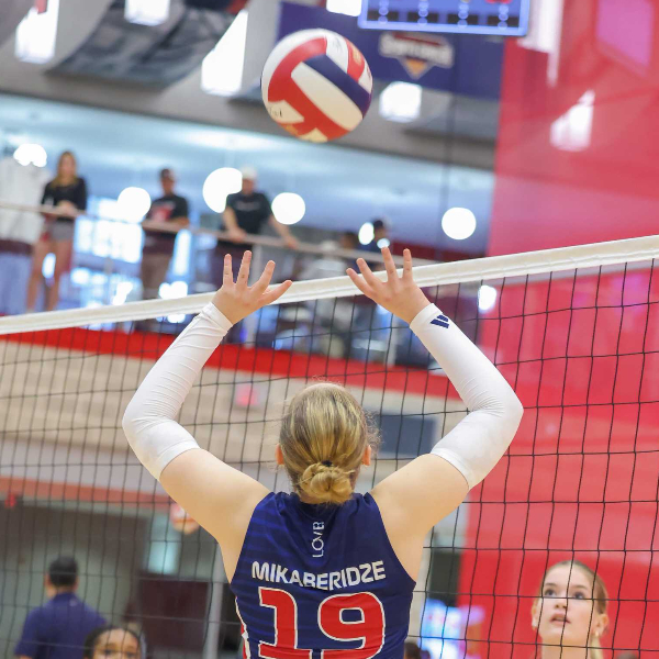 Elizabeth - Lizzy Mikaberidze