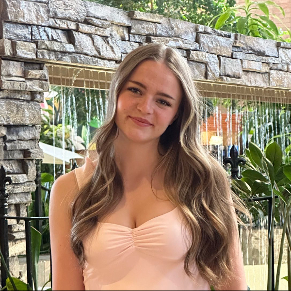 Giselle Menard
